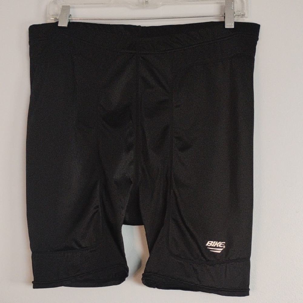Draft photo	 BIKE Men's Size XL Bike Biking Cycling Shorts Sporty Performance Bl